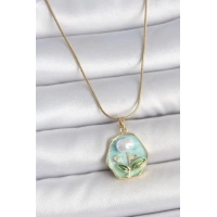 316L Çelik Gold Renk Zincir Mavi Çiçek İşlemeli İnci İşlemeli Portre Model Kadın Kolye