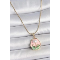 316L Çelik Gold Renk Zincir Pembe Çiçek İşlemeli İnci Detay Portre Model Kadın Kolye