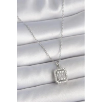 316L Çelik Gümüş Renk Zincir Kare Zirkon Taşlı Kadın Kolye