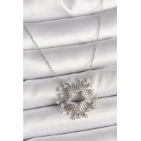 316L Çelik Gümüş Renk Zirkon Taşlı Yıldız Model Kadın Kolye