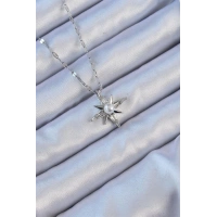 316L Çelik Zincir Gümüş Renk Baget Taşlı İnci Detay Kutup Yıldızı Kolye