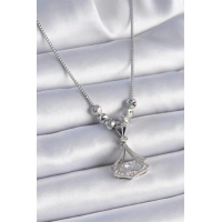 316L Çelik Zincir Gümüş Renk Gingko Yaprağı Model Zirkon Taş Detay Kadın Kolye