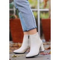 Biya Bej Cilt Topuklu Bot