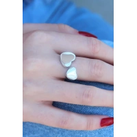 Gümüş Renk Kalp Model Kadın Yüzük