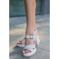 Jaina Bej Cilt Topuklu Sandalet