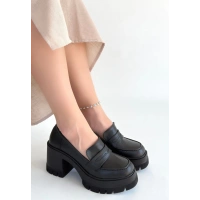 Janes Siyah Cilt Dolgu Topuk Ayakkabı