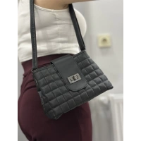 Kapaklı kapitone siyah cilt çanta