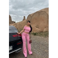 Madonna yaka bol paça pantolonlu takım