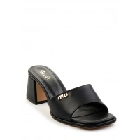 Miyon Siyah Cilt Topuklu Terlik