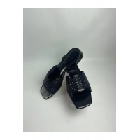 Ortu Siyah Cilt İşlemeli Terlik