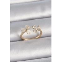 Pirinç Gold Renk Ayarlanabilir Zirkon Taşlı Kalp Beyaz Mineli Model Kadın Yüzük