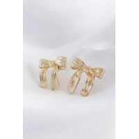 Pirinç Gold Renk Çizgi Detay Fiyonk Küpe