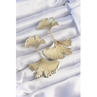 Pirinç Gold Renk Tırtıklı Yaprak Model Sallantılı Küpe