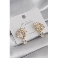 Pirinç Gold Renk Zirkon Taşlı Çiçek Model Sallantı Detay Kadın Küpe