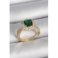 Pirinç Gold Renk Zirkon Taşlı Yeşil Kare Tektaş Model Kadın Yüzük