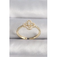 Pirinç Gold Renk Zirkon Taşlı Yonca Model İnci Detay Kadın Yüzük