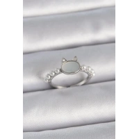 Pirinç Gümüş Renk Ayarlanabilir Beyaz Mineli Kedi Model İnci Detay Kadın Yüzük