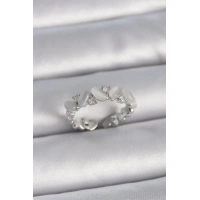 Pirinç Gümüş Renk Ayarlanabilir Zirkon Taşlı Beyaz Mineli Model Kadın Yüzük