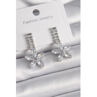 Pirinç Gümüş Renk Su Yolu Zirkon Taşlı Çiçek Model Kadın Küpe