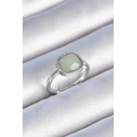 Pirinç Gümüş Renk Yeşil Kare Mineli Kadın Yüzük