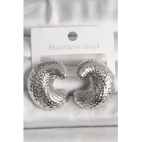 Pirinç Gümüş Renk Yılan Sırtı İşlemeli Yarım Halka Model Kadın Küpe