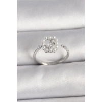 Pirinç Gümüş Renk Zirkon Taş Detaylı İncili Ayarlanabilir Yüzük