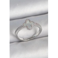 Pirinç Gümüş Renk Zirkon Taşlı Beyaz Mineli Yonca Model Ayarlanabilir Kadın Yüzük