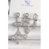 Pirinç Gümüş Renk Zirkon Taşlı Geometrik Model 3Lü Kadın Kombin Küpe