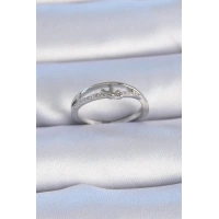 Pirinç Gümüş Renk Zirkon Taşlı Kalp Model Kadın Yüzük