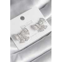 Pirinç Gümüş Renk Zirkon Taşlı Kurdele Model Kadın Küp