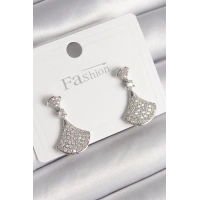 Pirinç Gümüş Renk Zirkon Taşlı Motif Model Kadın Küpe