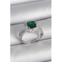 Pirinç Gümüş Renk Zirkon Taşlı Yeşil Tektaş Model Kadın Yüzük