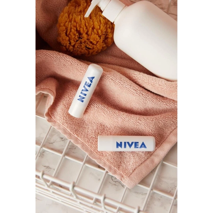 Nivea Dudak Bakım Kremi Med Repair