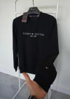 T.Hilfiger Siyah Nakış Detaylı Premium %100 Pamuklu Kumaş Uzun Kollu Sweat