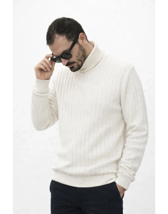 Beyaz Balıkçı Yaka Premium Pamuklu Triko Kazak