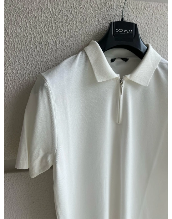 Beyaz Yaka Detaylı Basic Premium Kumaş Triko T-Shirt