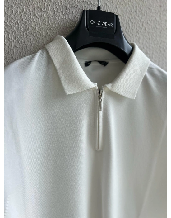 Beyaz Yaka Detaylı Basic Premium Kumaş Triko T-Shirt