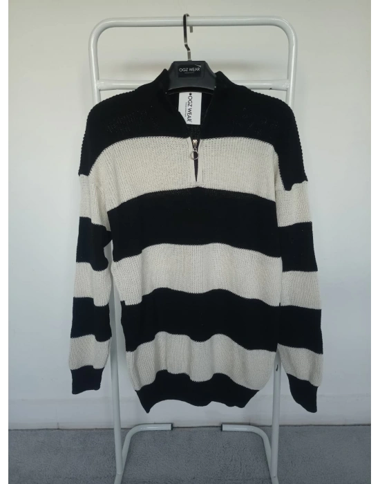 Siyah Beyaz Çizgili Selanik Örgü Yarım Femuar Detaylı Uzun Kollu Triko