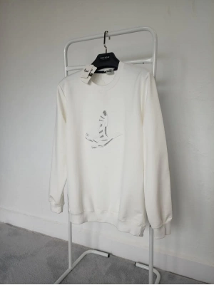 B.Club Beyaz Premium %100 Pamuklu Kumaş Uzun Kollu Sweat