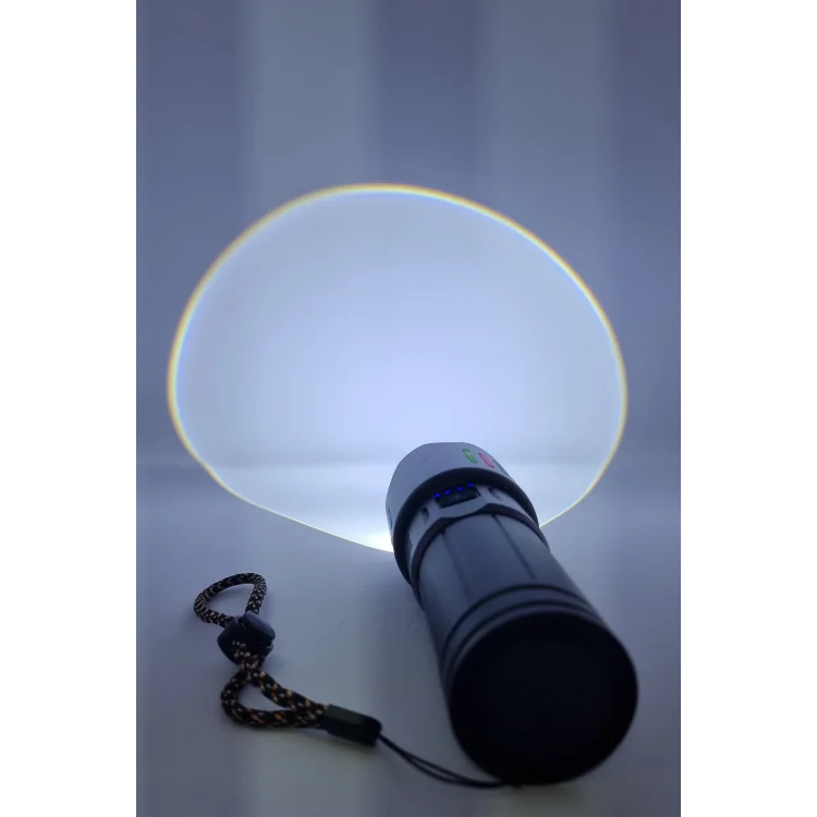 KLİGHT KL-922 3000 lm Şarjlı Güçlü Uzun Menzil Araç-Acil Durum  LED El Feneri