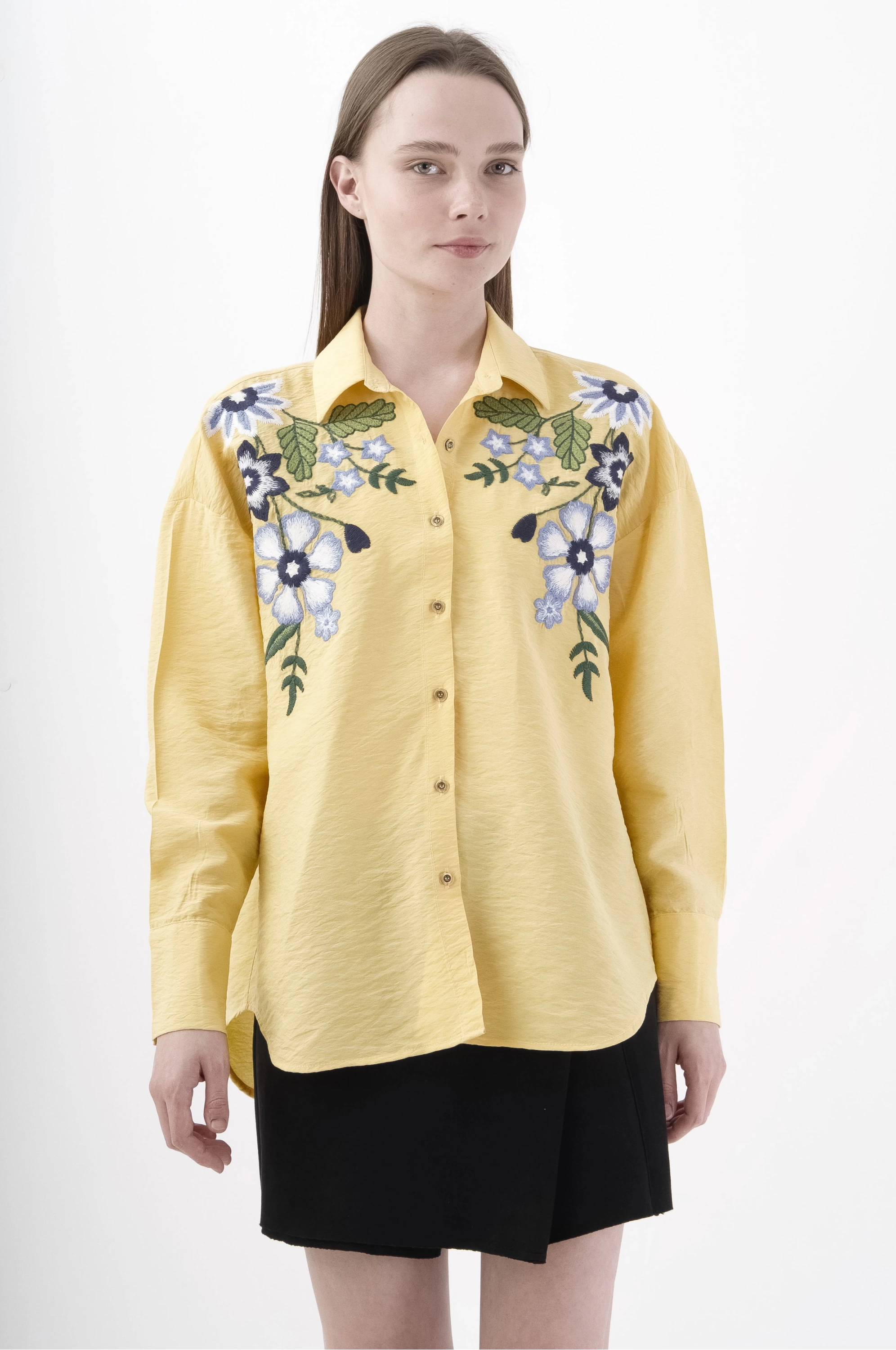 Floral İşlemeli Sarı Kadın Gömlek