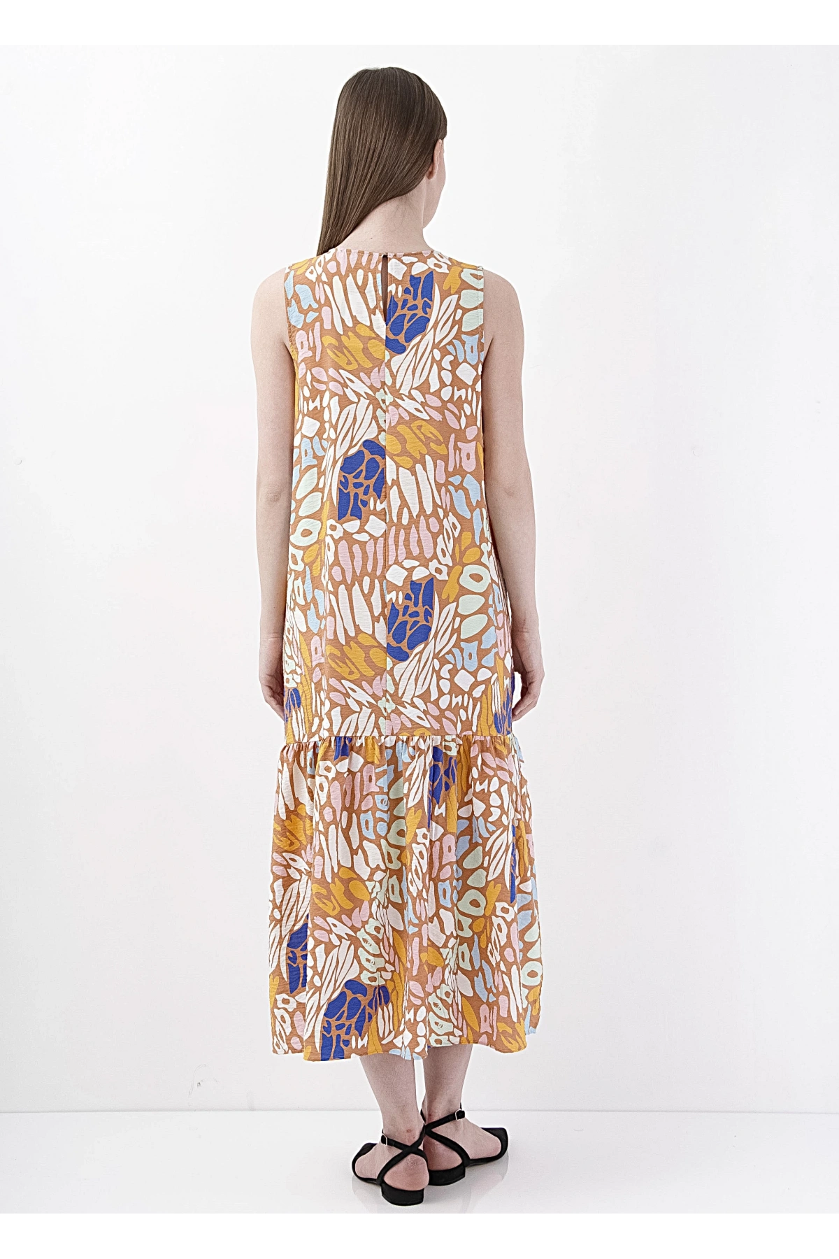 Bahar Esintisi Çiçekli Midi Elbise Kadın Şık Tasarım