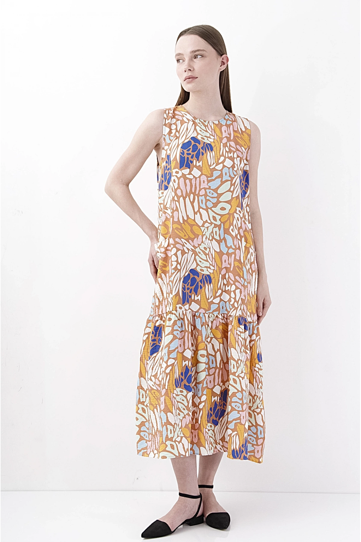 Bahar Esintisi Çiçekli Midi Elbise Kadın Şık Tasarım