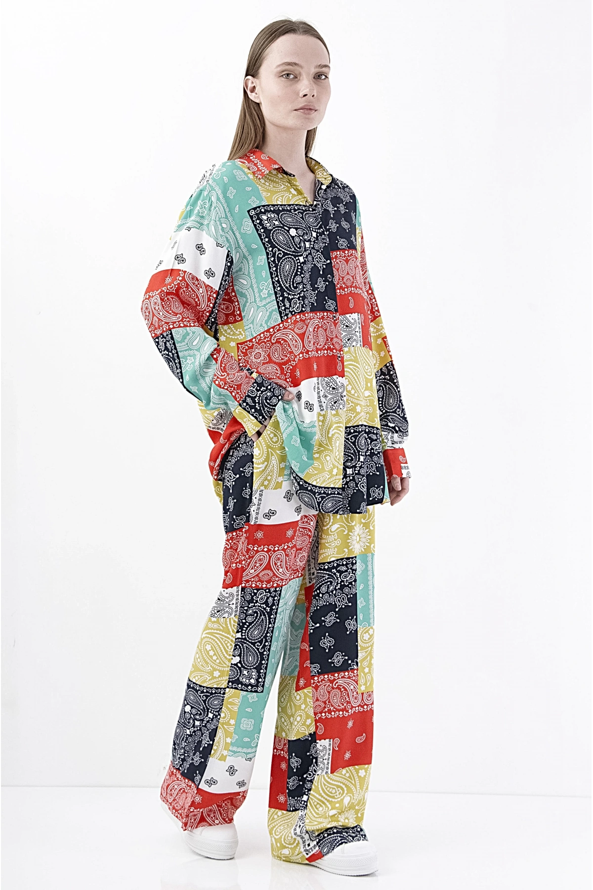 Renkli Desenli Patchwork Kadın Takım