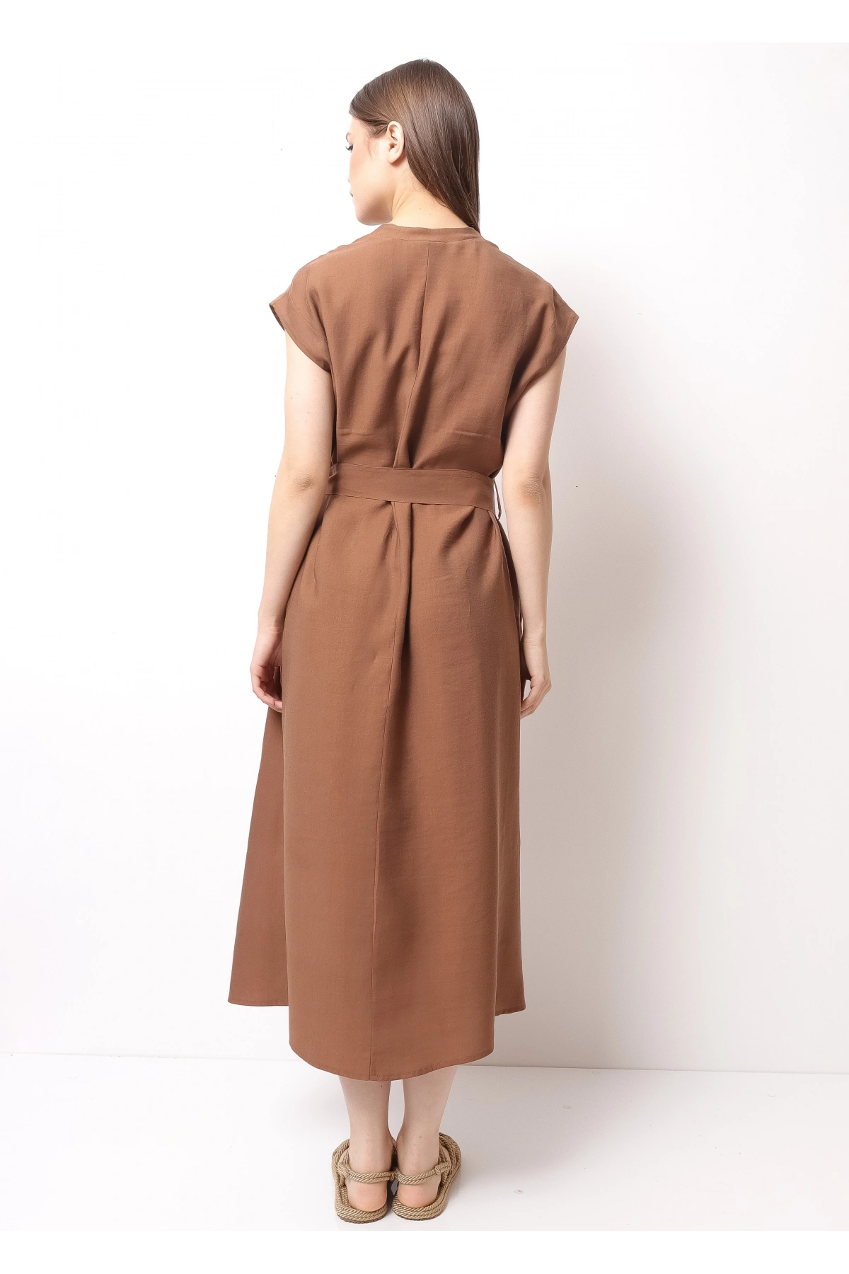 Kahverengi Zarif Bel Detaylı Kadın Midi Elbise