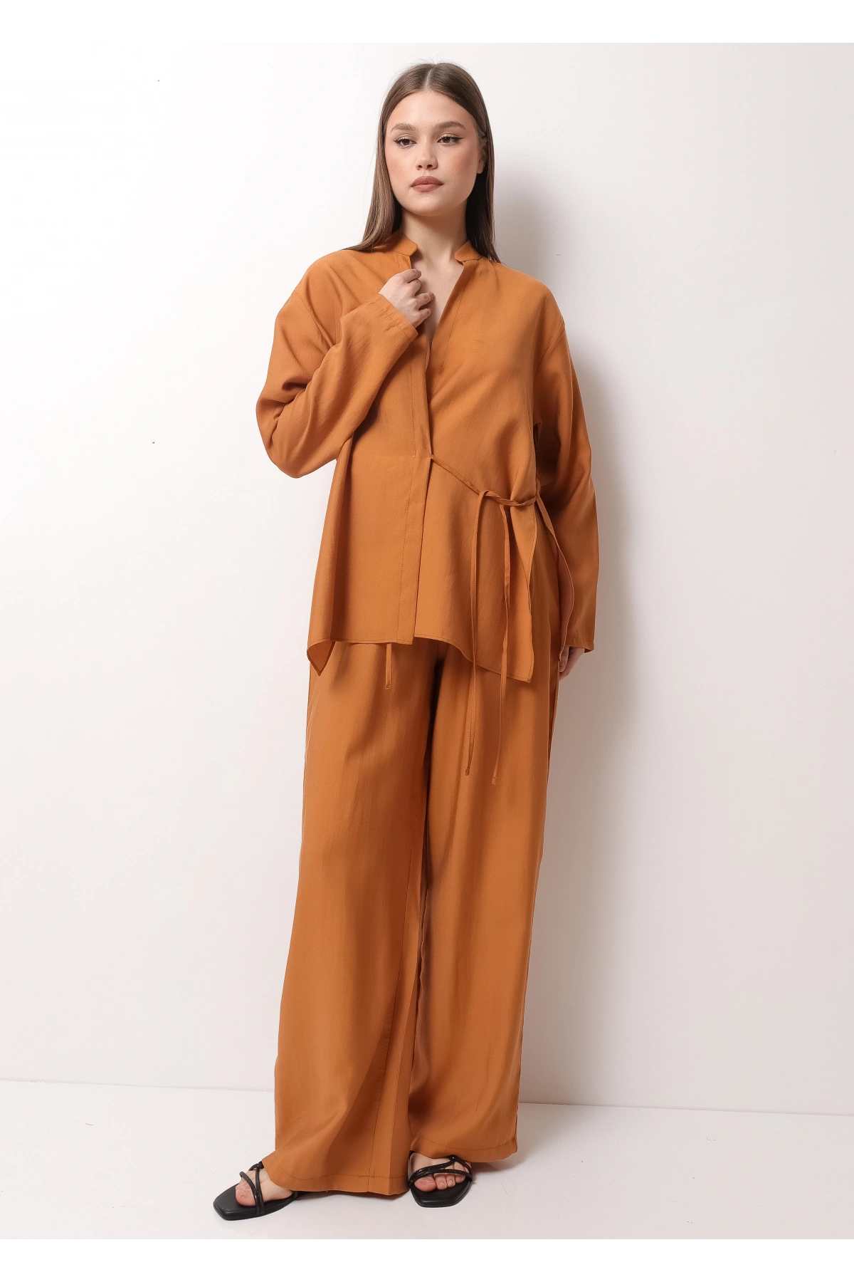 Rustik Kahve Hakim Yaka Kadın Takım