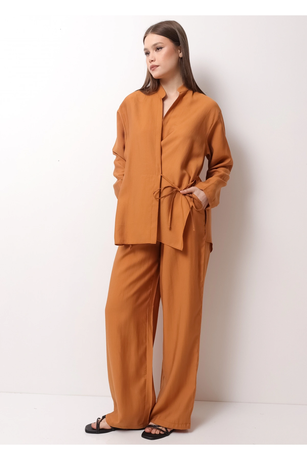 Rustik Kahve Hakim Yaka Kadın Takım