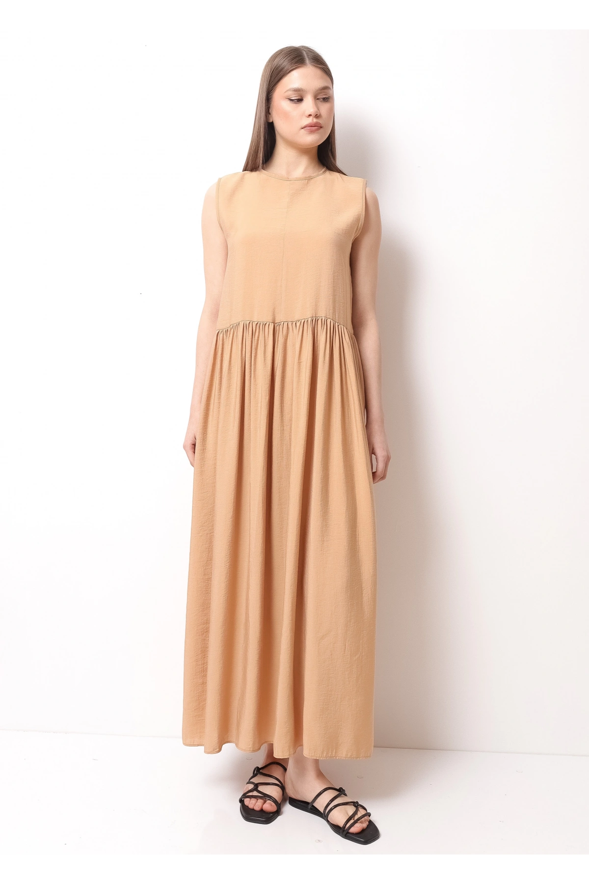 Bej Sırtı Bağcıklı Kadın Midi Elbise