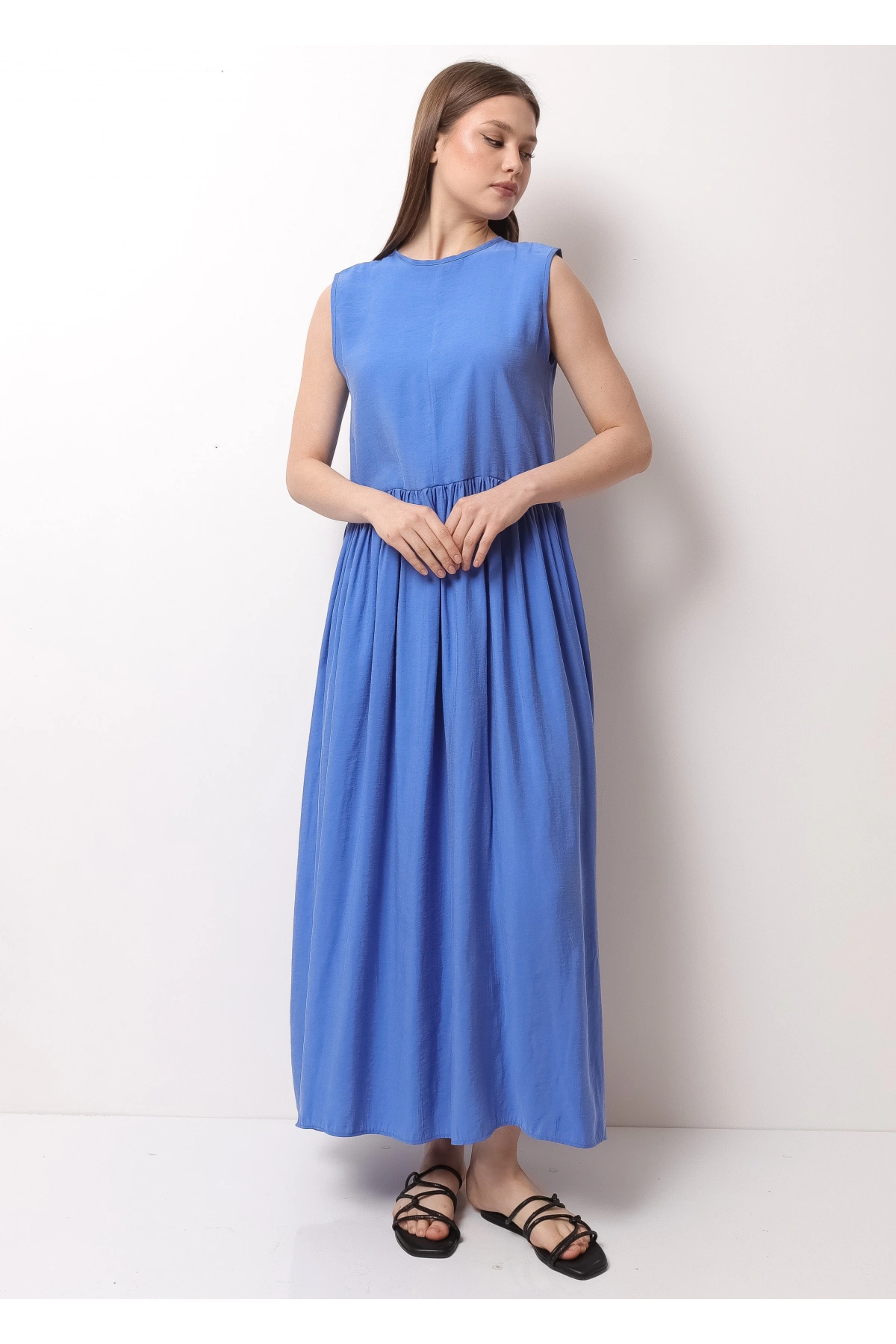 Mavi Sırtı Bağcıklı Kadın Midi Elbise