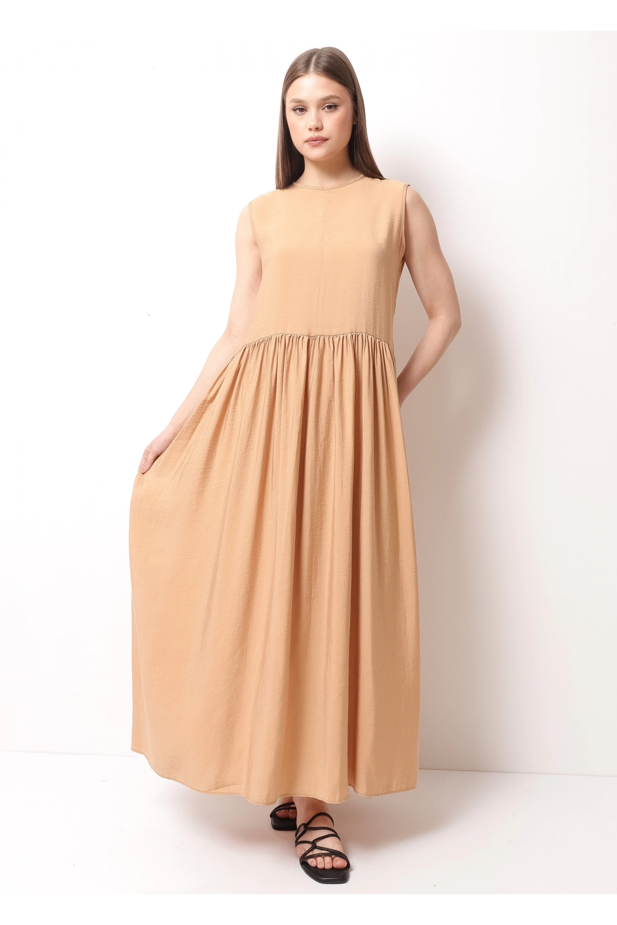 Bej Sırtı Bağcıklı Kadın Midi Elbise